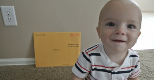 宝宝收到101岁生日卡片